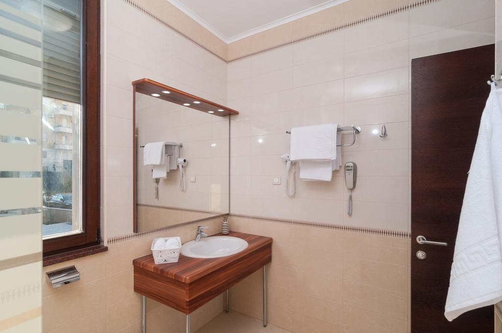 Chambre Deluxe Double ou Lits Jumeaux
