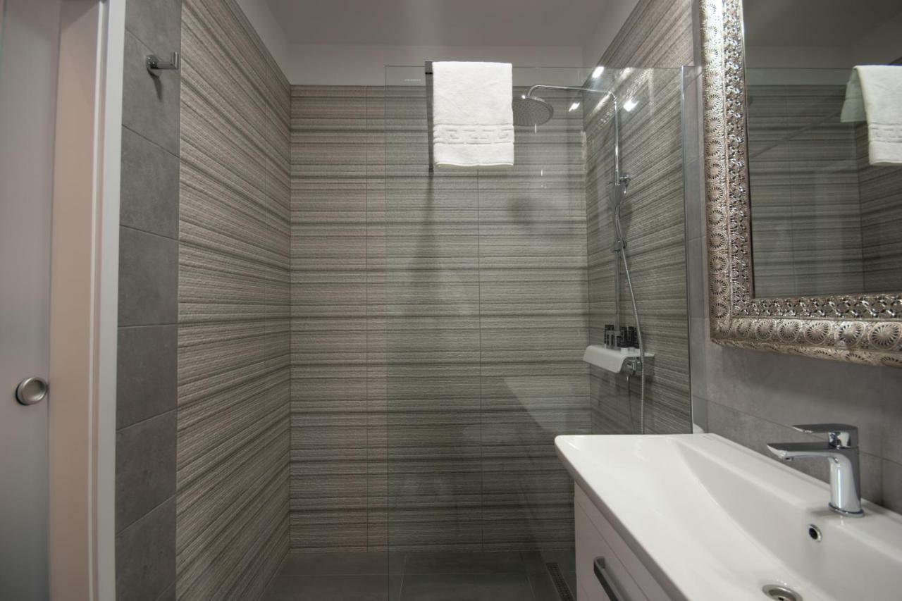 Chambre Double ou Lits Jumeaux avec Lit d'Appoint