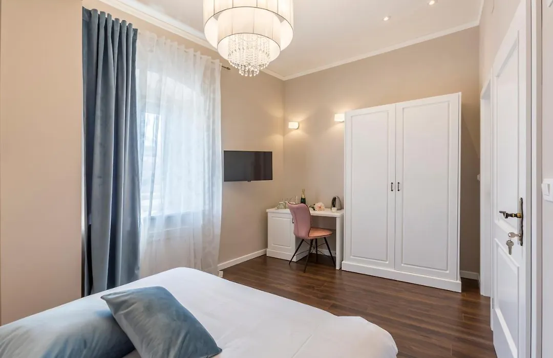 Theatre Of Dreams Rooms-1