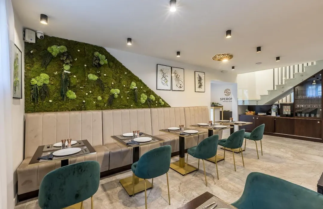 Sperone Hotel-1