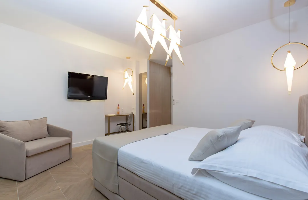 Bosket Luxury Rooms-1