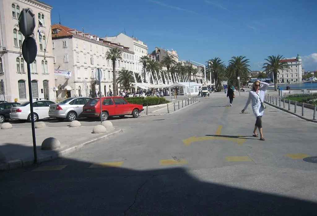 Split Central Guesthouse-1