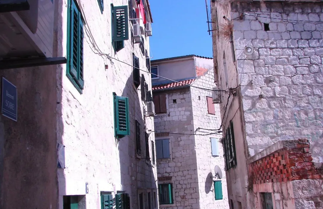 Cosy Accommodation In The Center Of Split-1