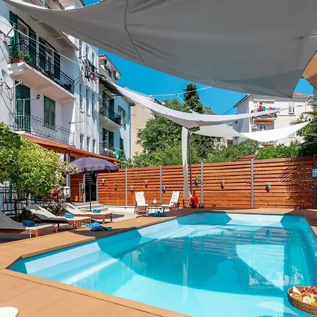 Evala Luxury Rooms With Pool And Garden-2