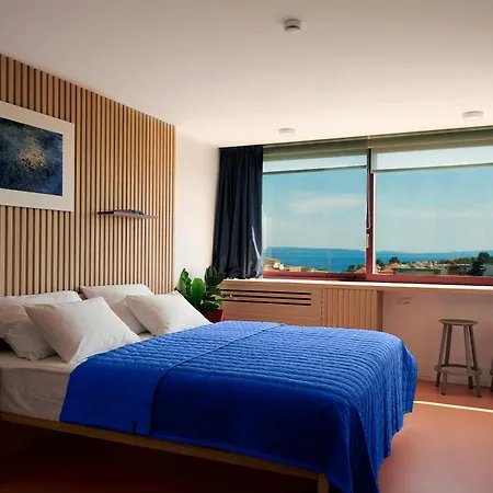 Horizon Luxury Suites & Design Rooms-3