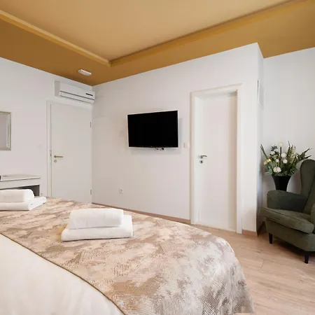 Luxury Rooms Floramye (Adults Only)-2
