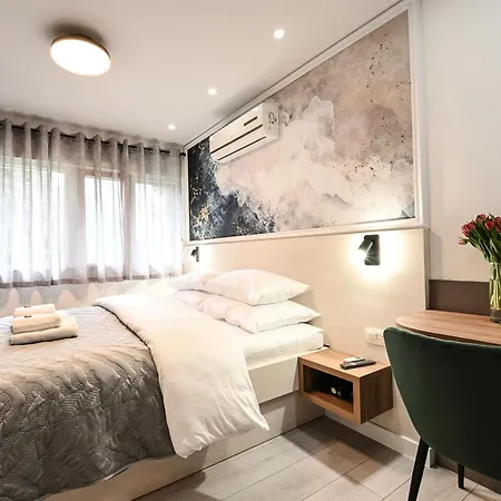 Laurea Rooms-2