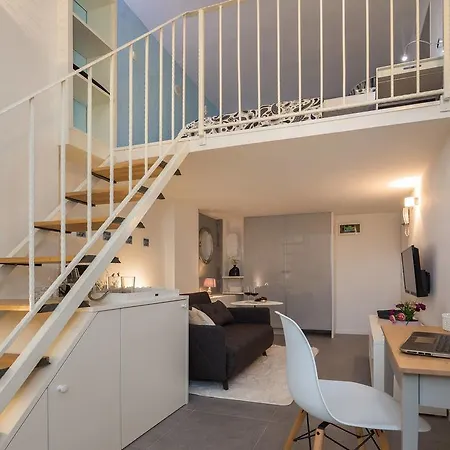 Rooms N&M-3